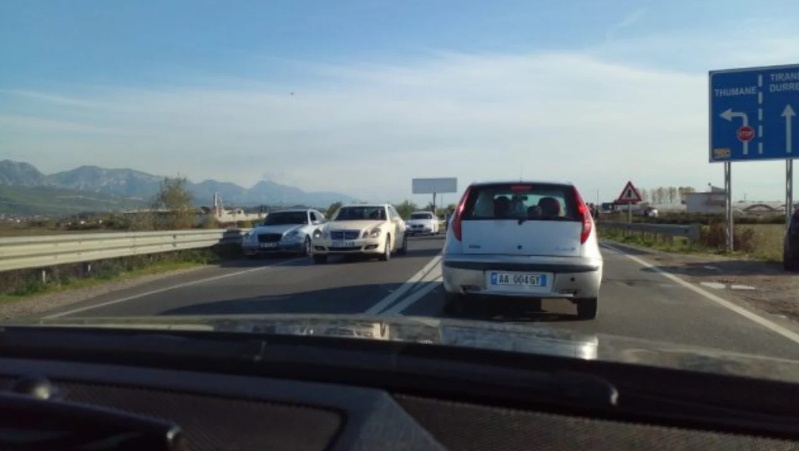 Humb jetën një person në një aksident në autostradën Thumanë-Tiranë