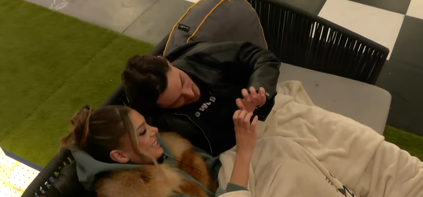 ''Zemër për publikun'', Lela e Leo në komoditet, Ana nxit dyshime për afërsinë mes tyre! (VIDEO)