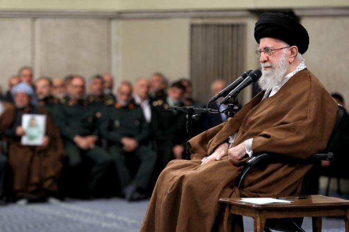 Udhëheqësi iranian: Sulmi i Izraelit nuk duhet të nënvlerësohet dhe as të ekzagjerohet