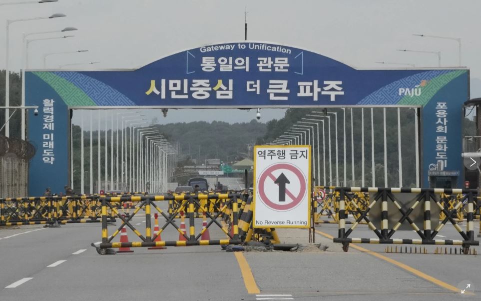 Koreja e Veriut po përgatitet të shkatërrojë pjesët veriore të rrugëve ndërkoreane, thotë Seuli