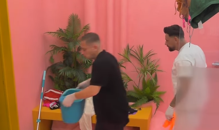 Rezi i ankohet Mevlanit: S'po duroj më për cigare (VIDEO)