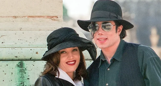 Michael Jackson ishte i virgjër në moshën 35-vjeçare