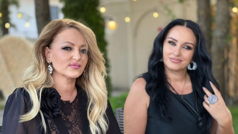 Motrat Mustafa përshëndesin ndjekësit e tyre dhe u urojnë ditë të mbarë