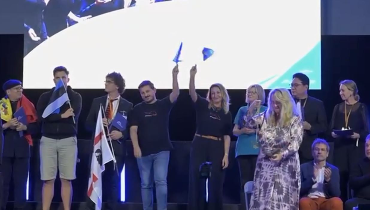 Kori Siparantum i sjell vendit dy çmime nga Spanja (VIDEO)