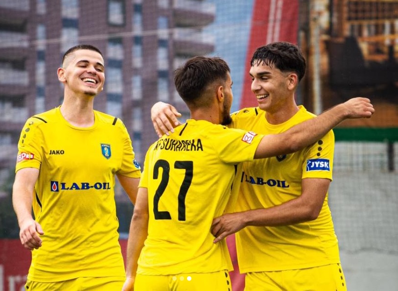 Suhareka - Ferizaj, formacionet zyrtare