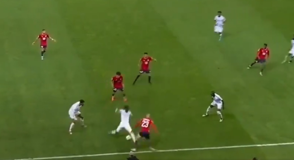 Momenti kur Zhegrova ia fut topin mes këmbëve Camavingës (VIDEO)