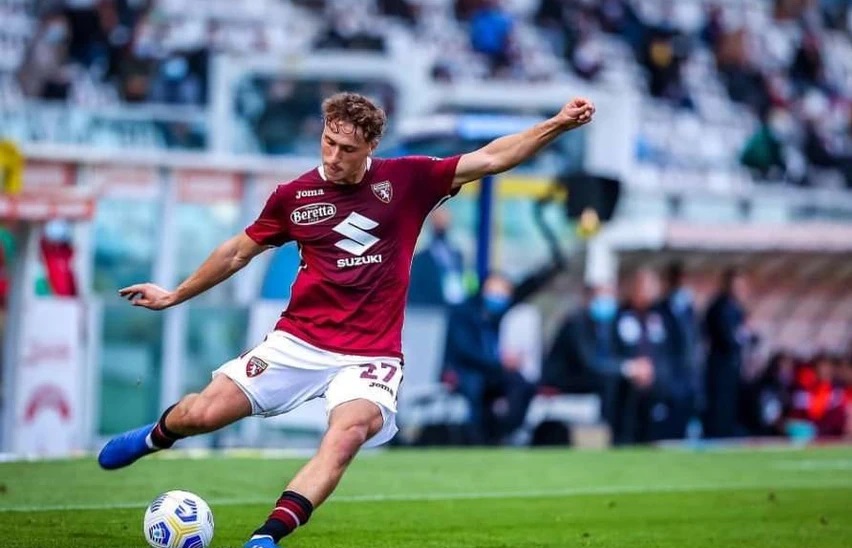 Dy ndeshje interesante e hapin javën e nëntë në Serie A