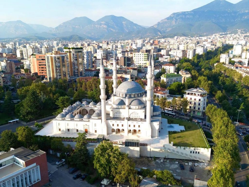 KMSh: Erdogani dhe Rama do të jenë të pranishëm në cenermoninë e inaugurimit të Xhamisë së Namazgjasë