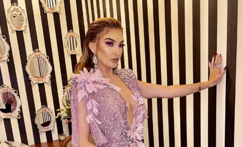 Yllka Kuqi vezulluese në paraqitjen e fundit