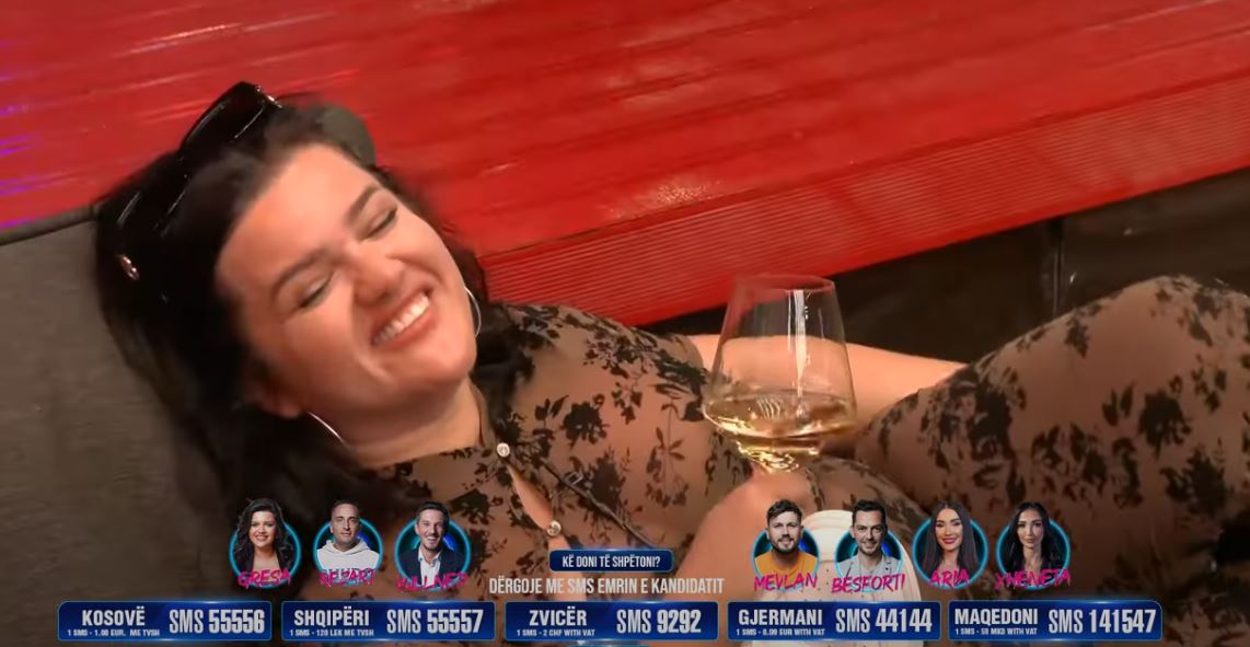 Aria ofendon Gresën: Po të isha çika jote do isha topolake (VIDEO)