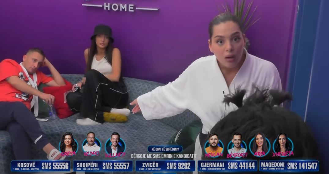 "Të thash ndalu"- Lela acarohet me Gjestin pasi e hodhi në pishinë (VIDEO)