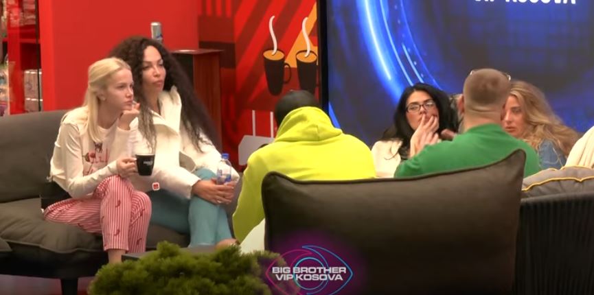 "Më paragjykojnë", Rovena dhe Burimi diskutojnë për fitimet nga TikTok-u