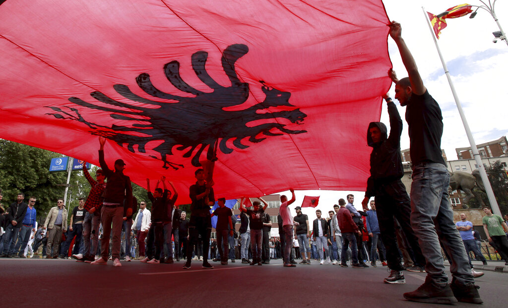 Shqipëria hapi kapitujt e parë për anëtarësim, Kurti: I gëzohemi fort kësaj arritjeje
