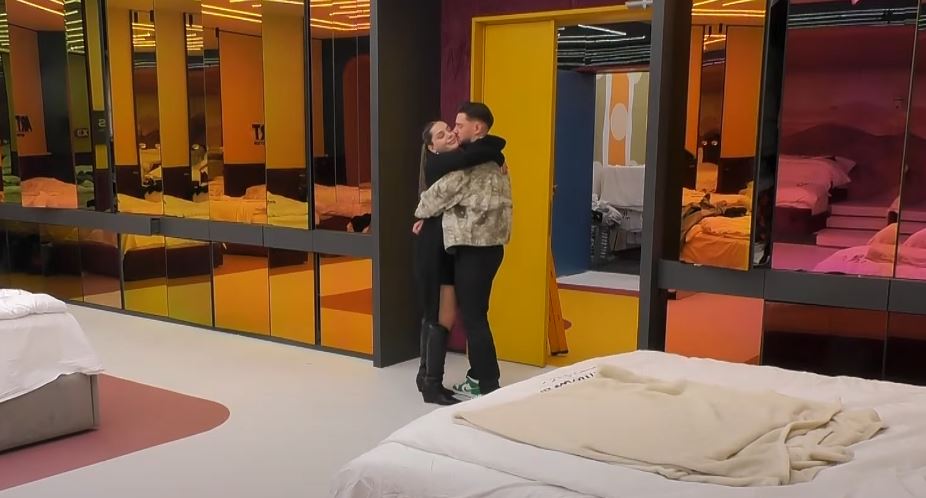 Lela e teston Leon sa ka mësuar gjuhën italiane (VIDEO)