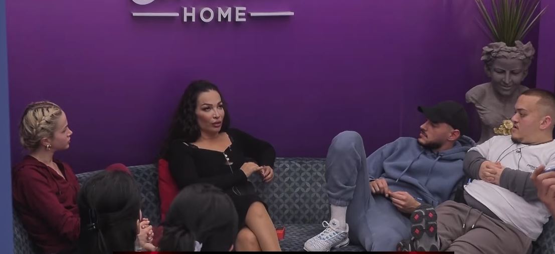 Xheneta dhe Gresa, lojtaret më të dobëta sipas Rovenës (VIDEO)