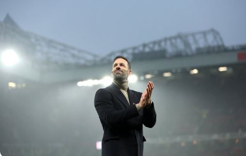 Van Nistelrooy largohet nga Manchester Unitedi