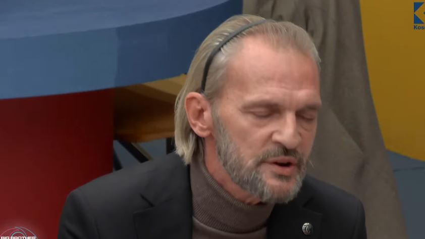 Xuxi: Nuk mund ta arsyetoj atë që kam thënë për Xhenetën, por kërkoj falje nga zemra! (VIDEO)