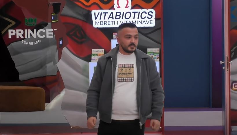 Vëllai i Xhenetës - Gjestit: Ruaje si motrën tënde! (VIDEO)