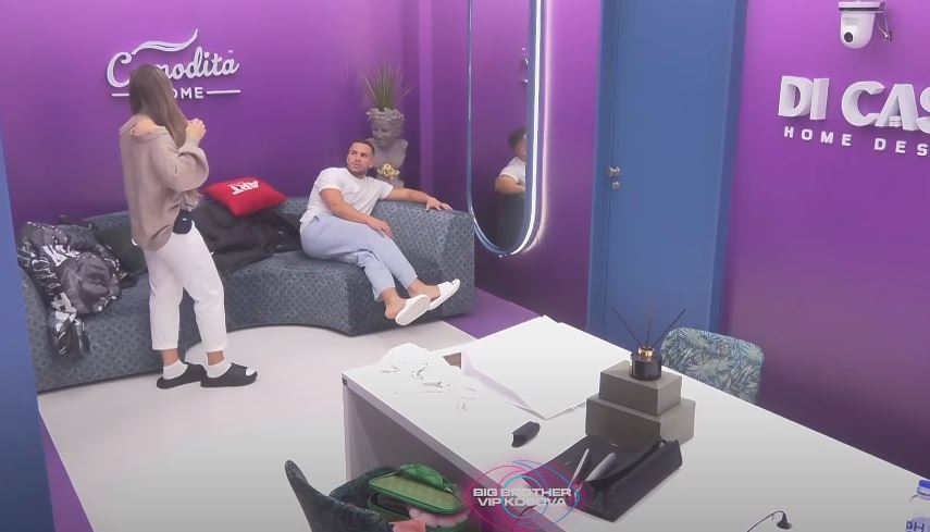 Edi dhe Lela diskutojnë për familjet e tyre (VIDEO)