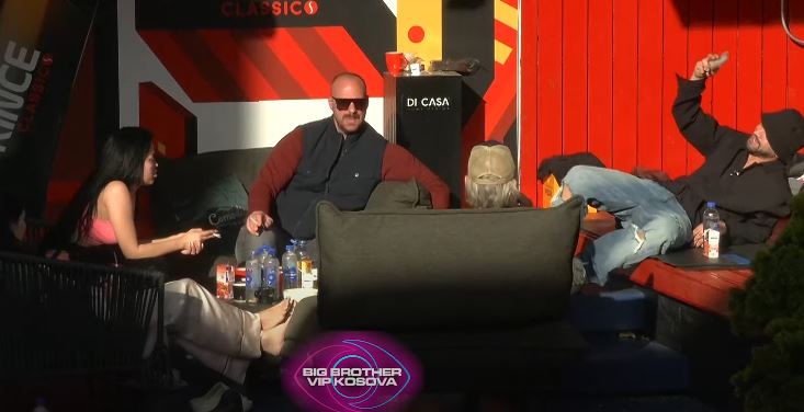 Debat mes Gjestit dhe Xhenetës (VIDEO)