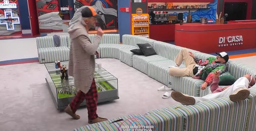 "Mirë se erdhe vëlla", Xuxi mirëpritet nga banorët pasi kreu dënimin nga Vëllai i Madh (VIDEO)