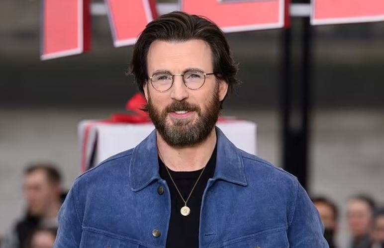 Chris Evans ndryshon pamje