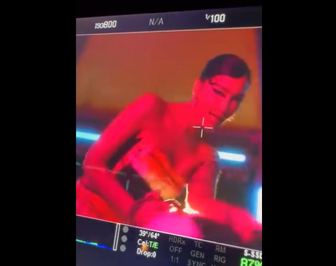 Dafina Zeqiri paralajmëron këngën e re (VIDEO)