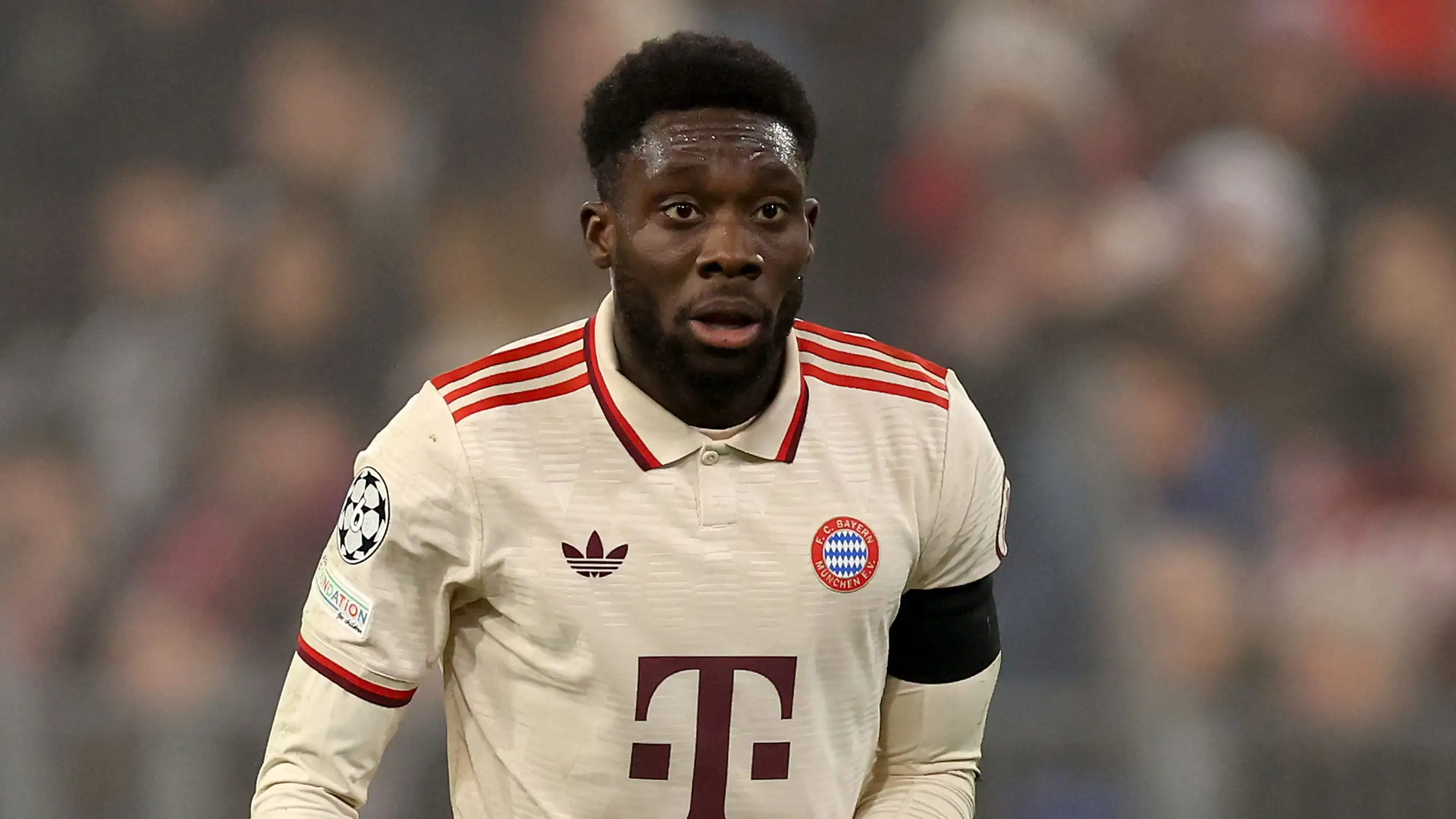 Barcelona "planifikon" një ofertë për yllin e Bayernit, Davies