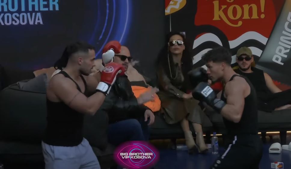 Edi dhe Driloni ushtrojnë së bashku boks (VIDEO)