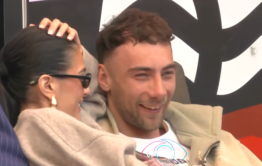 Diana e Arioni flasin për kohën kur ishin bebe (VIDEO)