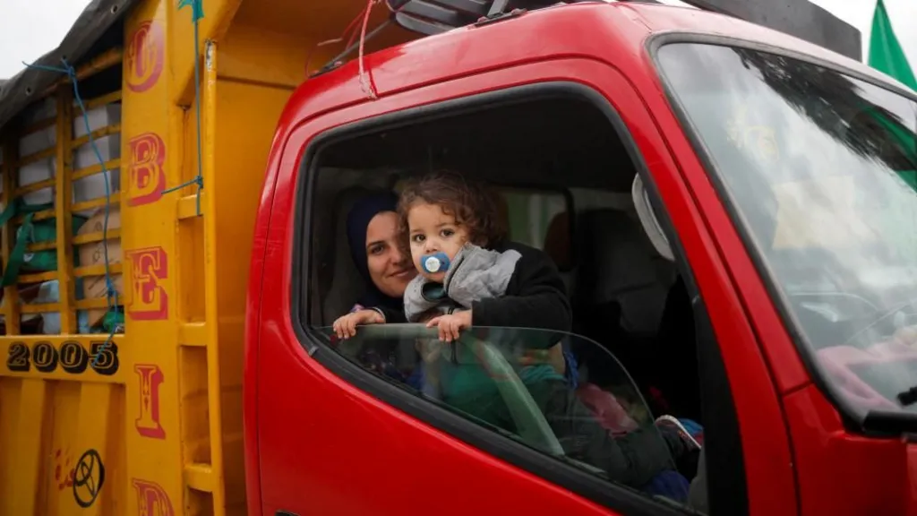 Izraeli paralajmëron libanezët të mos kthehen në 60 fshatra të Libanit, ndryshe rrezikojnë veten