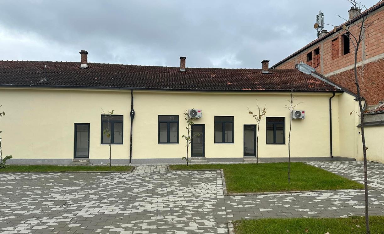 Punimet në Galerinë e Arteve dhe Atele në Podujevë, drejt përfundimit