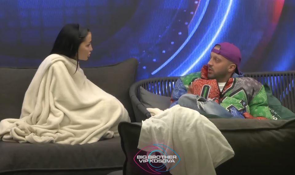 Xheneta, Gjestit: Nuk po mundem kurrqysh të kuptoj ty (VIDEO)