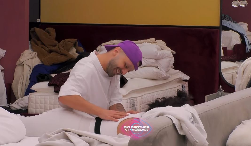 "Ja për ty ja për kon", Gjesti masazhon Rovenën – Xheneta shfaq xhelozi (VIDEO)