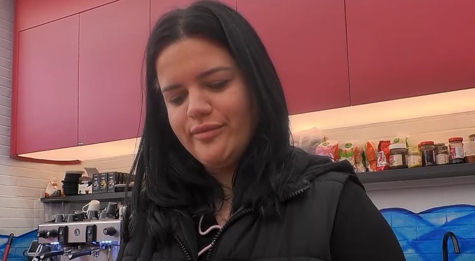 Gresa përgatit mëngjes dhe flet për sfidën me të cilën po përballet sot