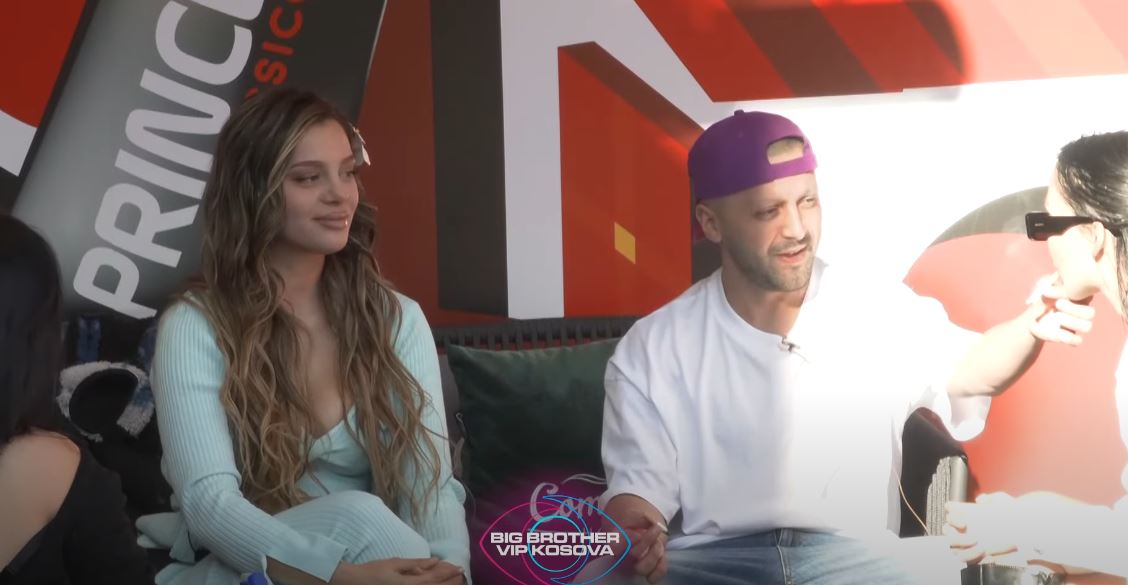 Gjesti "vërshohet" nga kërkesat e vajzave (VIDEO)