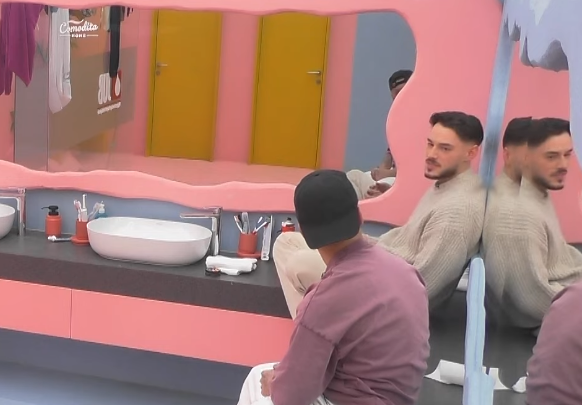 Leo thotë se tek Lela e gjen qetësinë, Gjesti i bën pyetjen pikante (VIDEO)