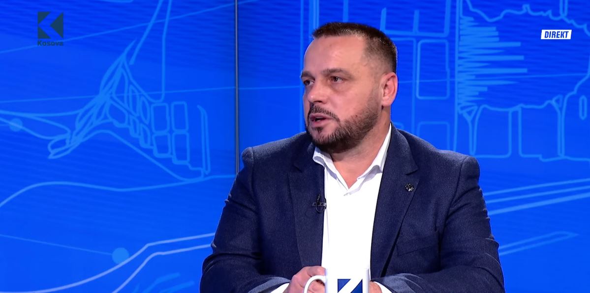 Ministri i Mbrojtjes Ejup Maqedonci