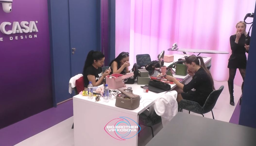Burimi i kërkon diçka Sarës, ajo e refuzon (VIDEO)