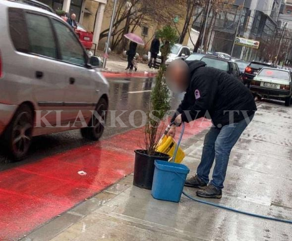 Mitrovicasi shpreh gatishmëri për t’i ndihmuar qytetarët në furnizimin me ujë