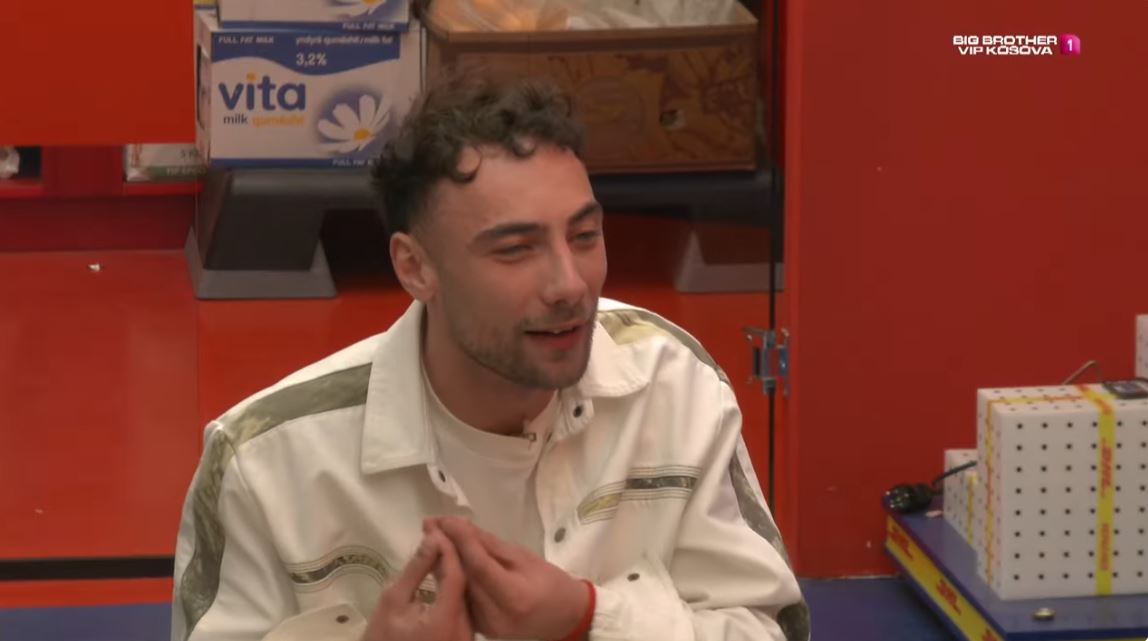 “S’je i sigurt se Diana ishte shumë e ftohtë me ty”, përplasje e fortë mes Arionit e Gresës (VIDEO)