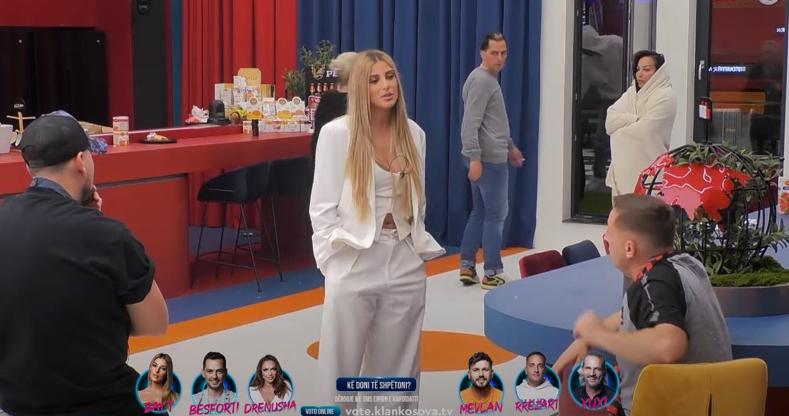 Bay T-Rezit: Ti nuk je në rregull zotëri (VIDEO)