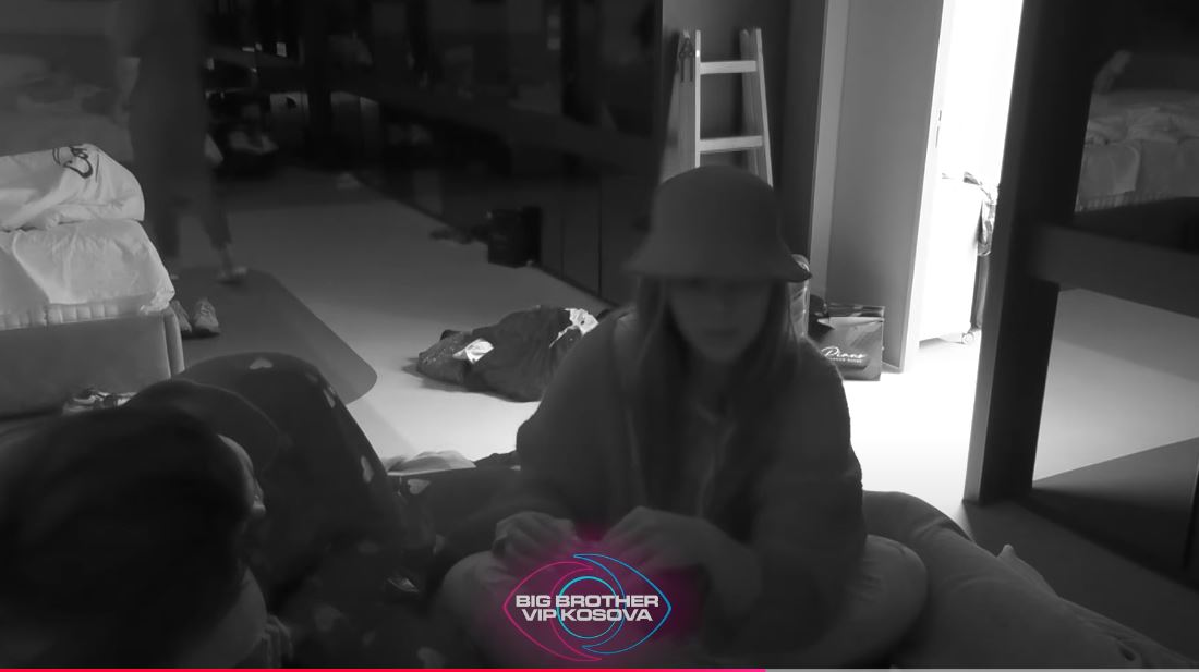 Lela diskuton me banorët situatën me Gjestin (VIDEO)