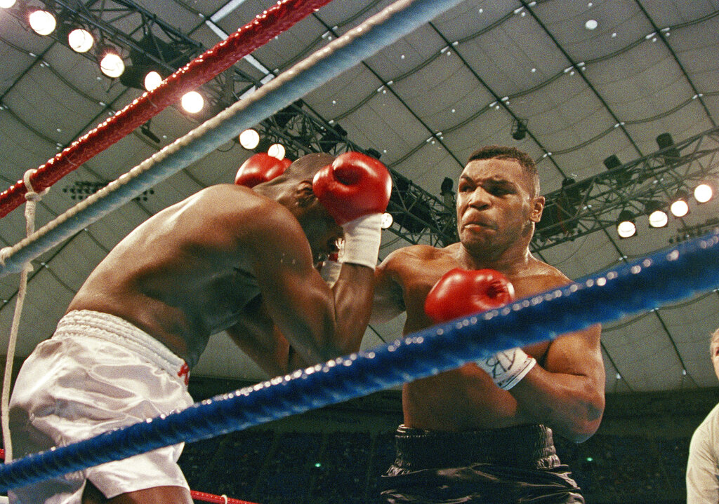 Mike Tyson, "ghetto boy" që u mishërua në legjendë boksi