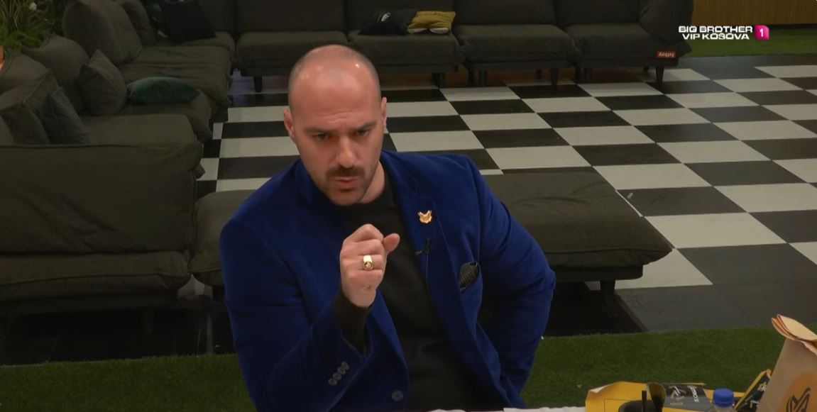 “Kur të vihet në pah loja e luan viktimën”, Pauli përplaset me Gresën (VIDEO)