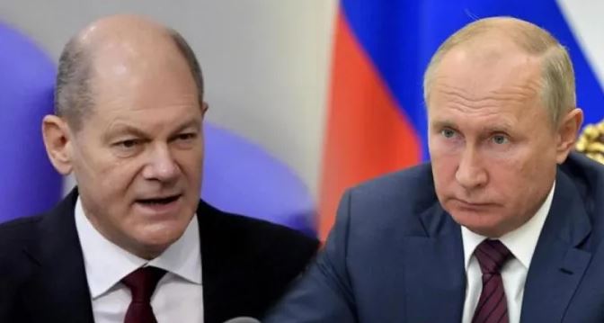 Scholz flet në telefon me Putinin, i kërkon ta ndalojë luftën në Ukrainë