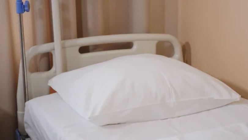 Gruaja ankohet se burri nuk mori trajtim të duhur në Spitalin e Prizrenit