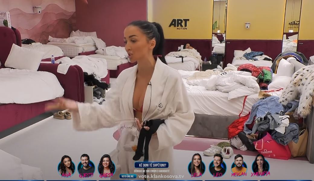 Xheneta e bindur: Nuk diskutohet, del Ana! (VIDEO)