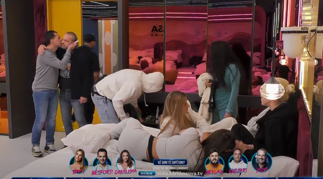 Xuxi-Besfortit: Po më dhimbsesh që po nervozohesh me Rezin (VIDEO)