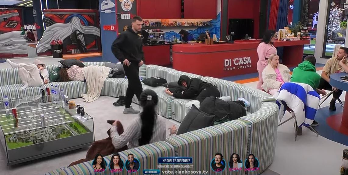Debat i fortë mes Xhenetës dhe Drilonit, ja si nisi gjithçka (VIDEO)